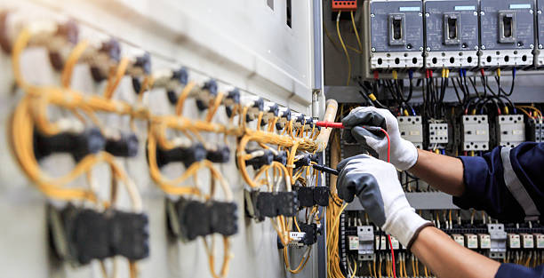 Professional Electrician technician working in Jordan, NY